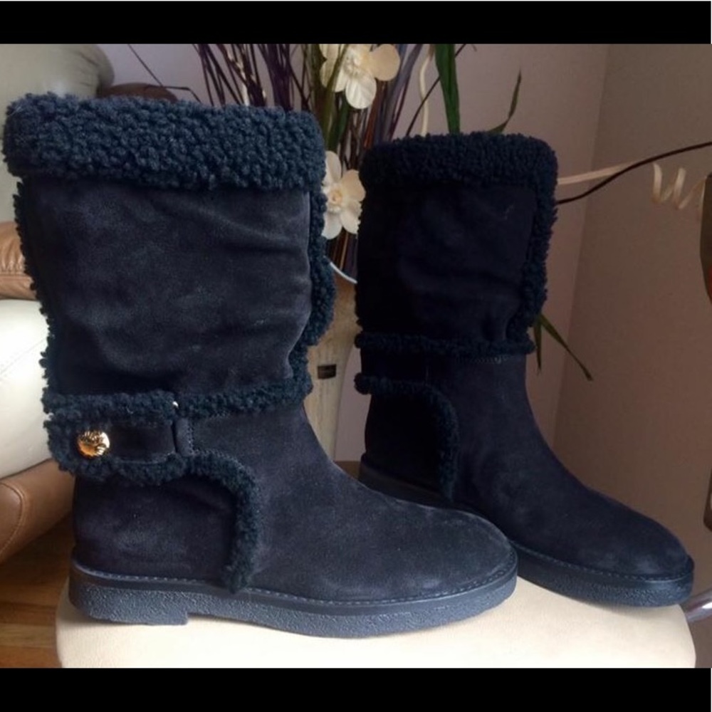 LV Louis Vuitton boots size 37 (NEW)